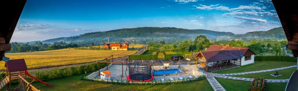 Отель Complex Turistic Pallos