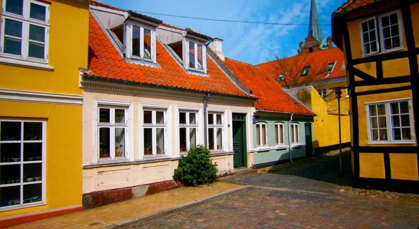 Апартаменты Hotel Skandinavien Apartment