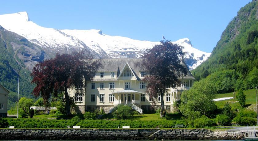 Отель Hotel Mundal