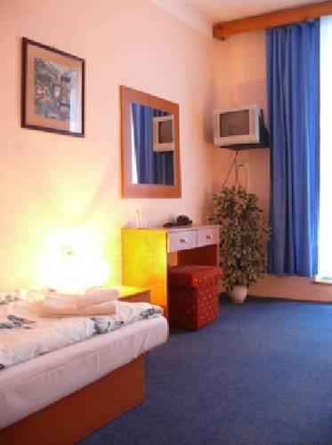 Отель Hotel Hrabovo