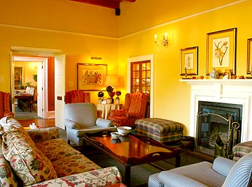 Отель Courtyard Hotel Cape Town