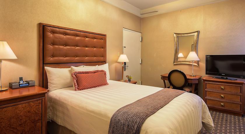 Metro Hotel