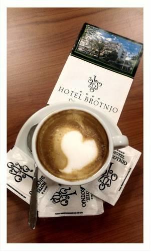 Отель Hotel Brotnjo