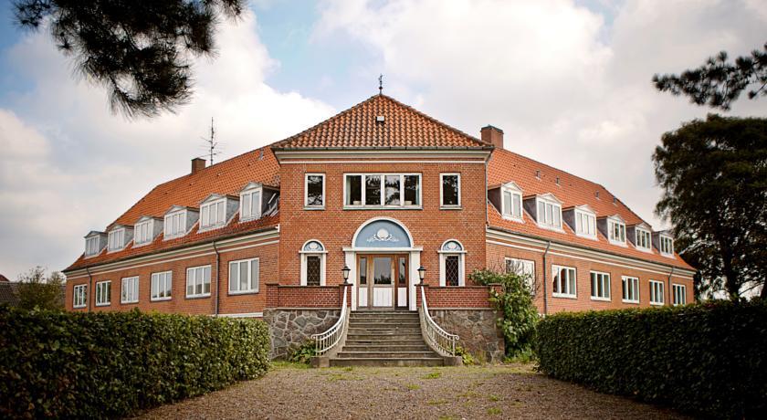Отель Radstedhus Bed & Breakfast