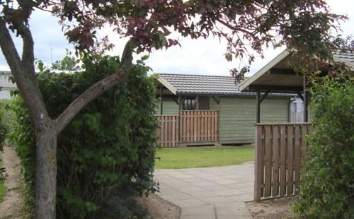 Отель Gammelbro Camping Cottages & Apartments