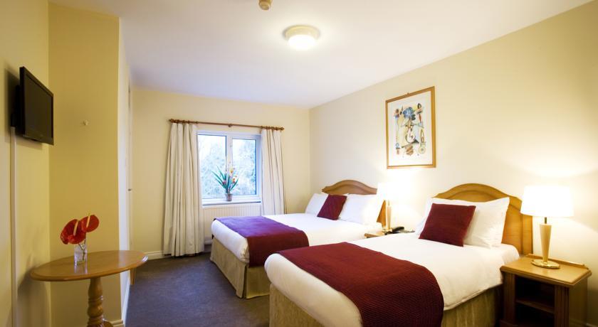 Отель The Farmers Kitchen Hotel