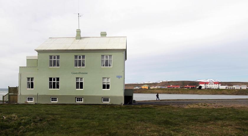 Гостевой дом Gamla Posthusid Guesthouse