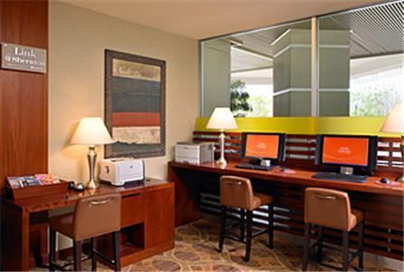 Отель Sheraton Pleasanton Hotel