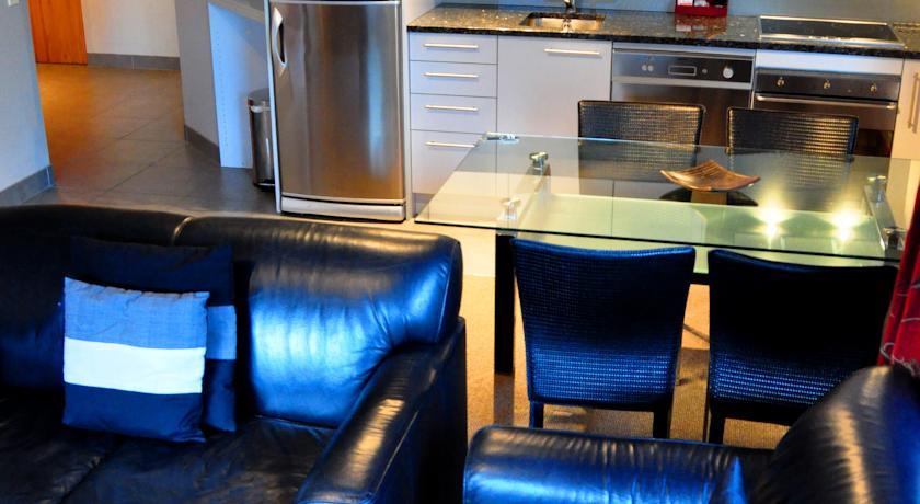 Апартаменты St James Apartments