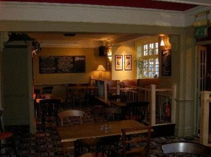 Отель The Cranley Hotel