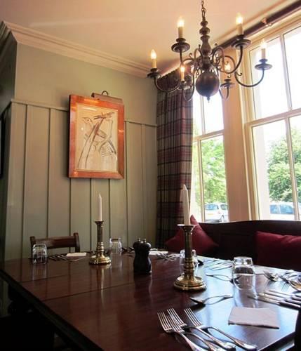Отель The Loch Lomond Arms Hotel