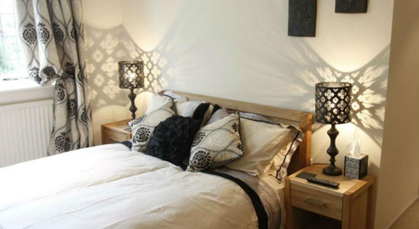 Отель The Strawbury Duck Inn