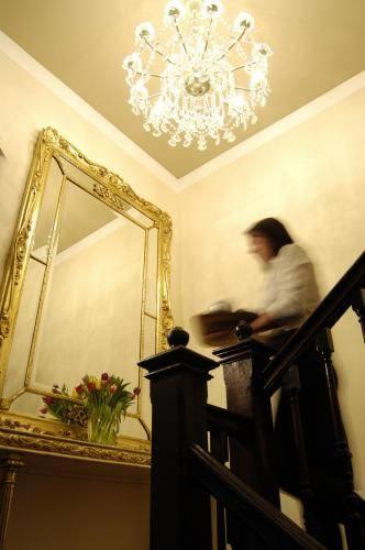 Отель The Angel Inn Hotel