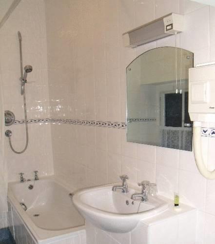 Отель Burton Hotel