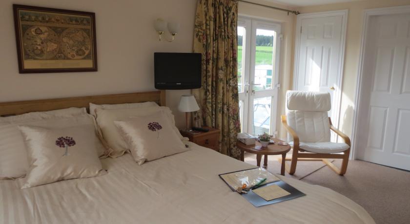 Мини-отель Hassendean Bed and Breakfast