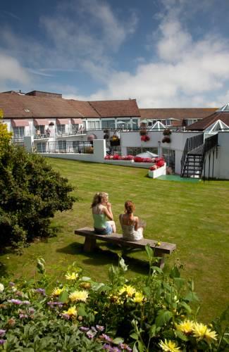 Отель Les Charrieres Country Hotel & Leisure Club