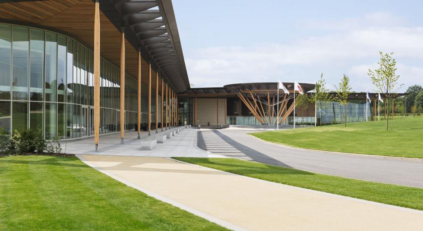 Отель Hampton by Hilton at St George's Park