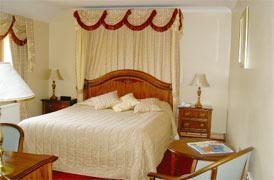 Отель Slaters Country Inn