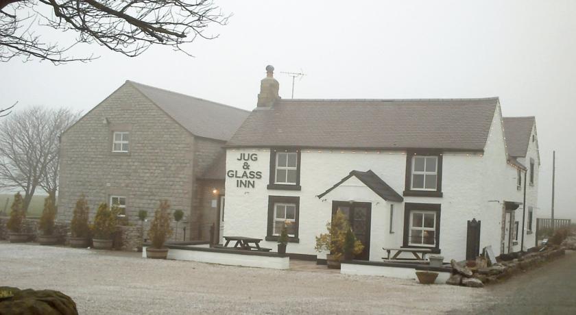Отель The Jug & Glass Inn