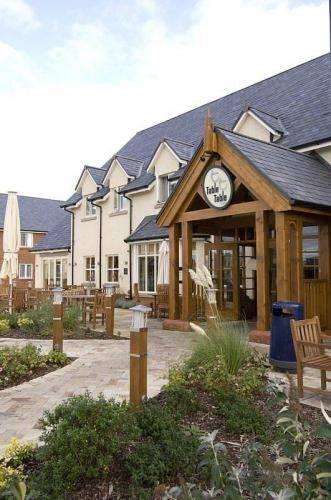 Отель Premier Inn Rhuddlan