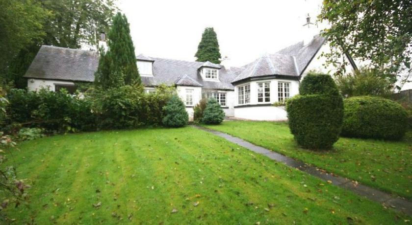 Апартаменты Corshill Cottage and Barn Apartments