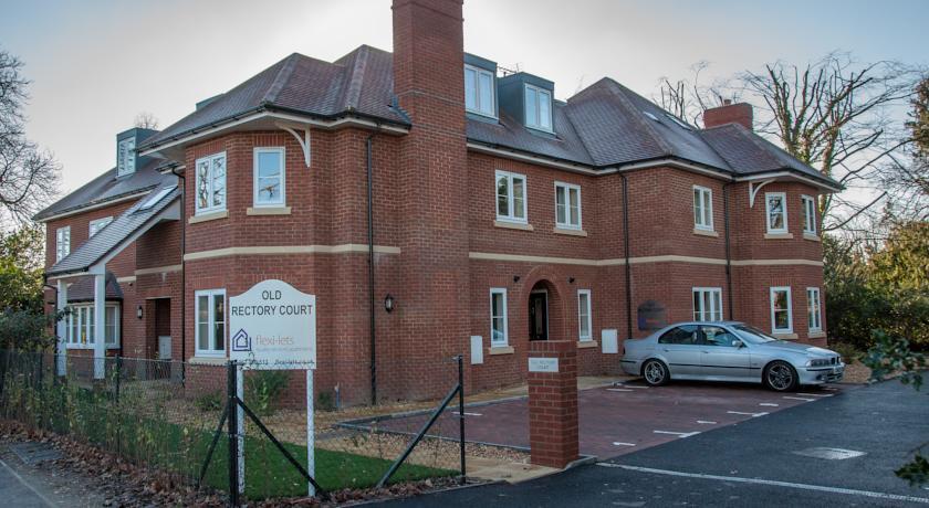 Апартаменты Flexi-Lets@Old Rectory Court, Frimley