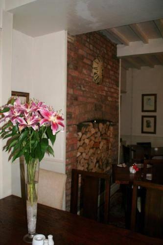 Мини-отель The Cross Keys Hotel