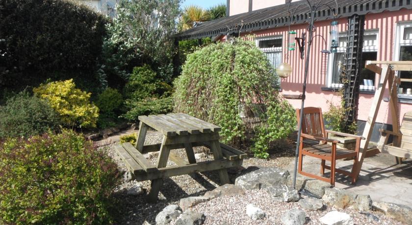 Гостевой дом Foxdale Guesthouse