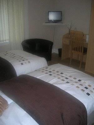 Мини-отель Meadowside B&B