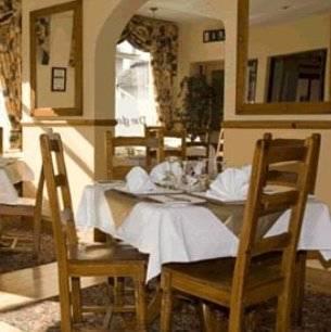 Отель The Glens Hotel