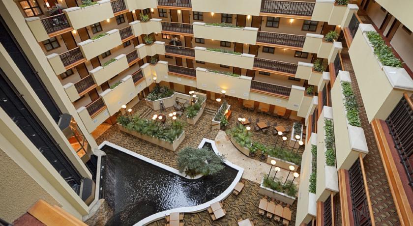 Отель Embassy Suites Atlanta - Alpharetta