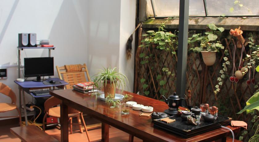 Отель Dali Yaxianju Inn