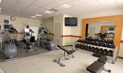 Отель Embassy Suites Cincinnati - Northeast (Blue Ash)