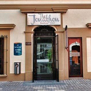 Отель The Jonathon Boutique Hotel