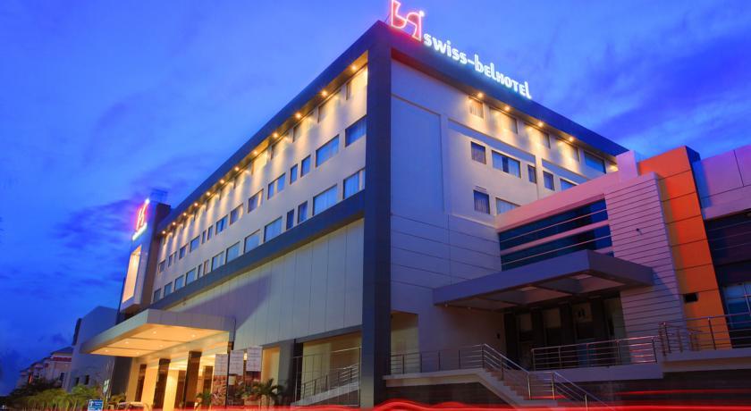 Отель Swiss-Belhotel Harbour Bay