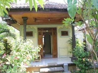 Отель Puri Manik Sari Hotel
