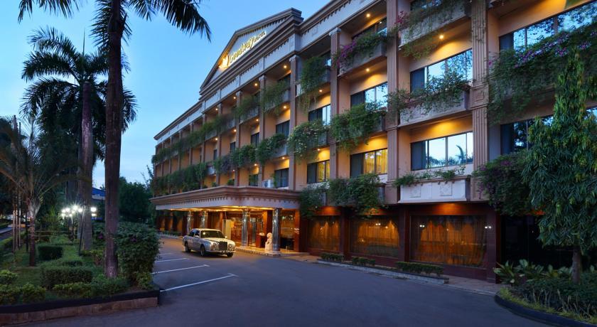 Отель Goodway Hotel Batam