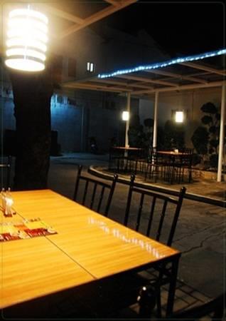 Rumi Apartelle Hotel