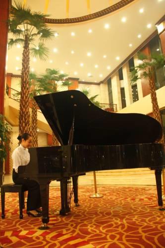 Отель Foshan Panorama Hotel