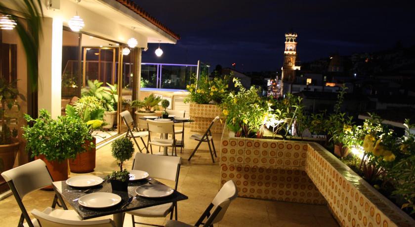Отель Hotel Porto Alegre Puerto Vallarta