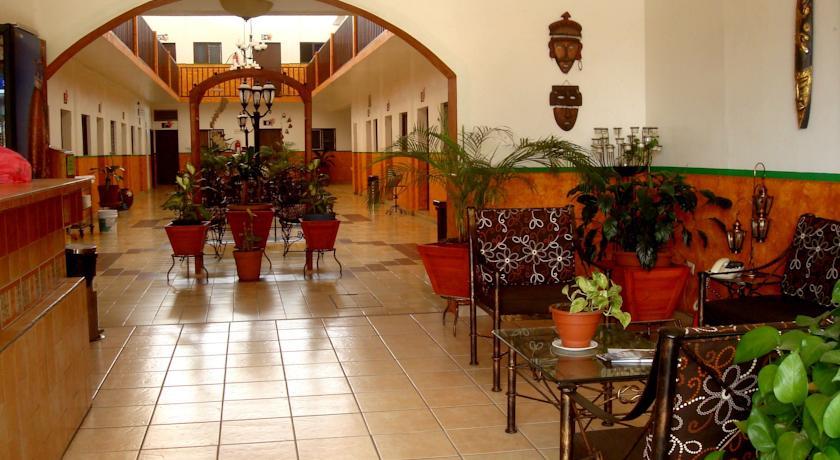 Гостевой дом Hotel Cervantino