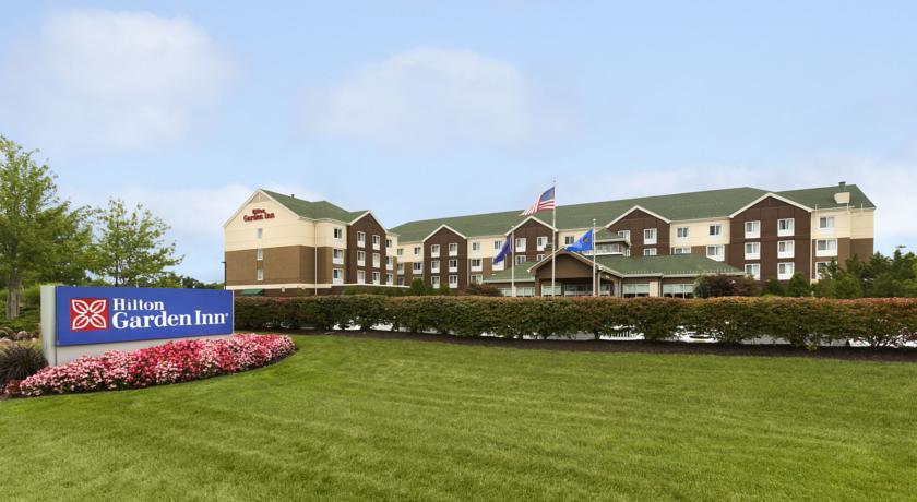 Отель Hilton Garden Inn Islip/MacArthur Airport