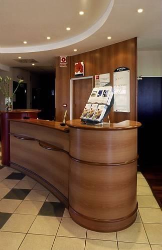 Отель Hotel Ibis Barcelona Castelldefels 