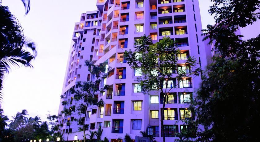 Апартаменты Riviera Suites
