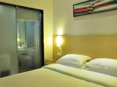 City Express Hotel (Guilin Qixing Branch)