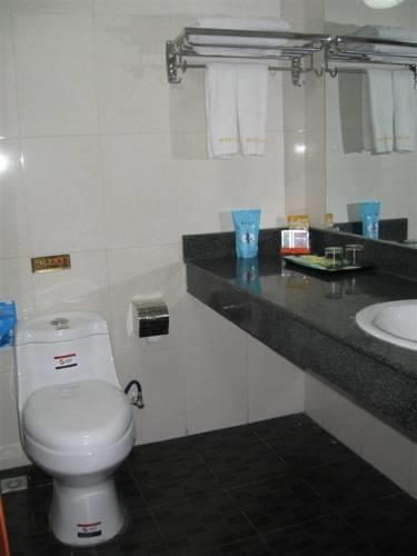 Отель Telecom Hotel Guilin