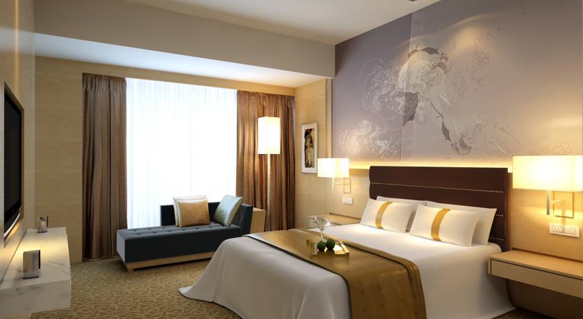 Отель Holiday Inn Shijiazhuang Central