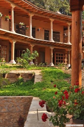 Отель Eco Hotel Ixhi