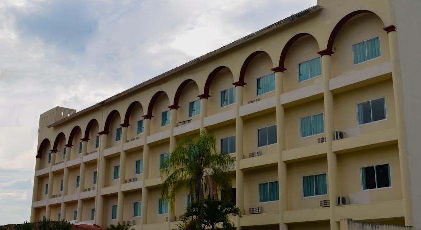 Отель Gran Tuxtepec Plaza