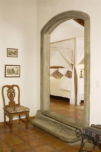 Отель The Todos Santos Inn